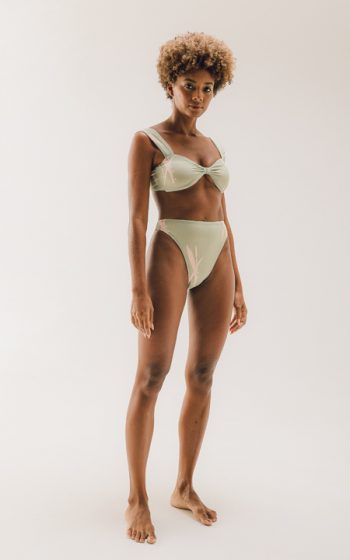 jade pin 4