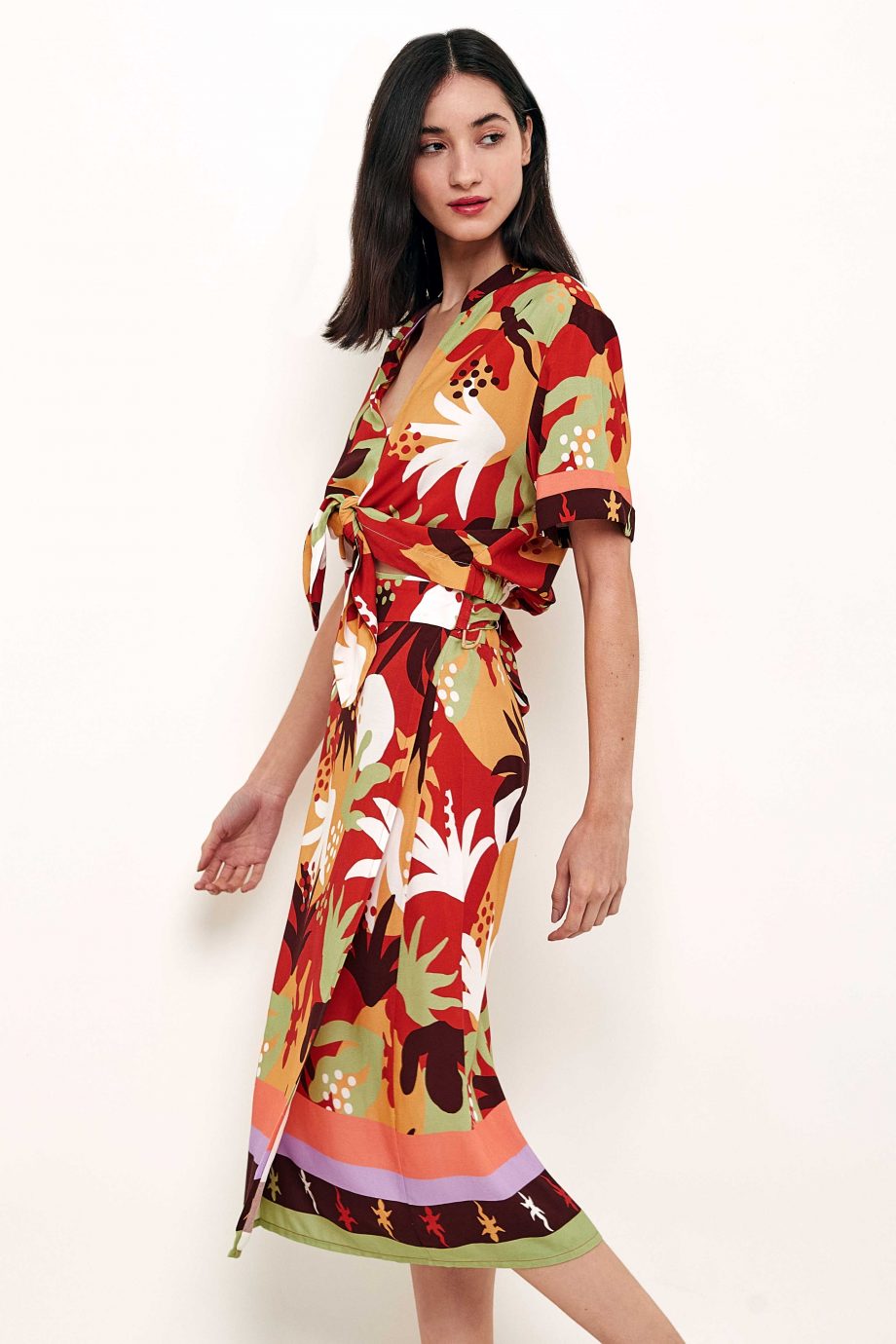 blusa_top_no_calango_marrom_amarela_verde_estampada_fibra_de_banana_sustentavel_pitaia_rio_3